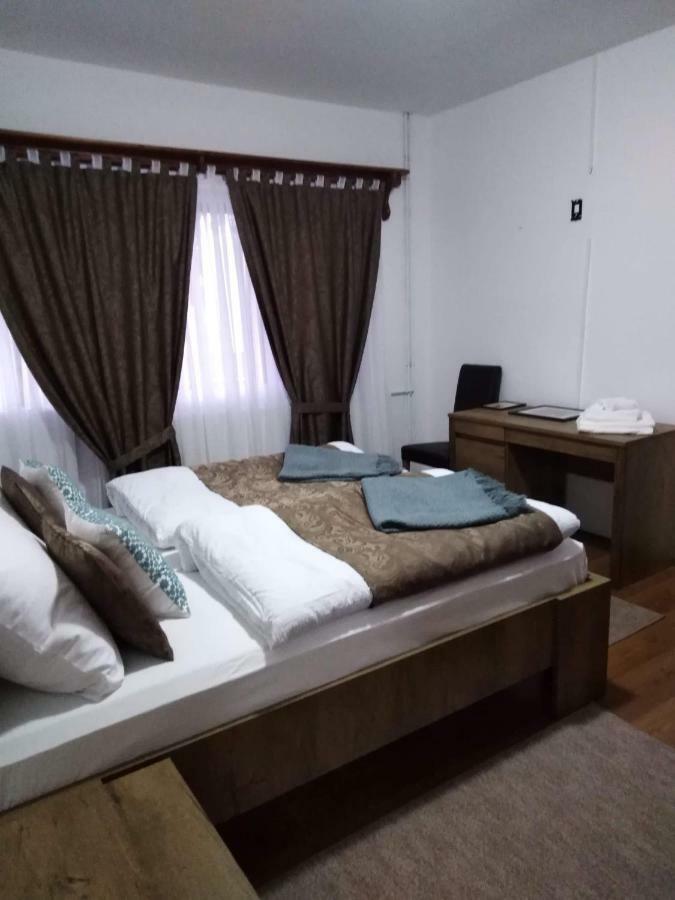 Guest House Sumski Dvor Vrhovine Екстериор снимка